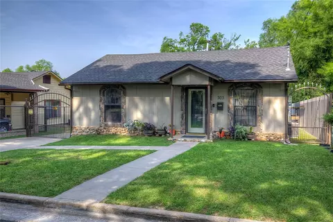 303 Ardis St, Sulphur Springs, TX 75482