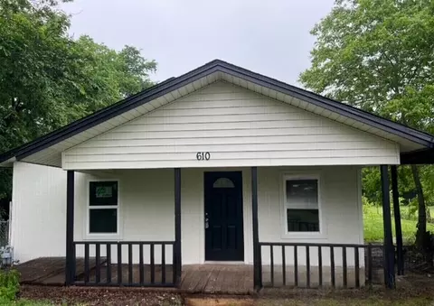 610 S Spears St, Alvarado, TX 76009