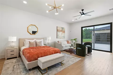 Bedroom - 2964 Pinehurst, Cedar Hill, TX 75104 photo 1 of 6