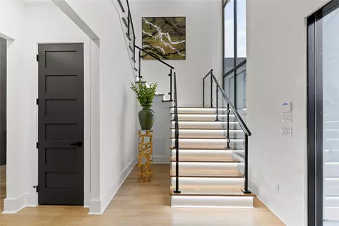 Entry Way - 2964 Pinehurst, Cedar Hill, TX 75104 photo 1 of 4