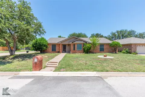 2850 Stonecrest Dr, Abilene, TX 79606