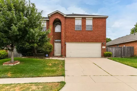 918 Telluride Dr, Arlington, TX 76001