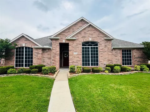 3014 Saint Jude Dr, Mansfield, TX 76063