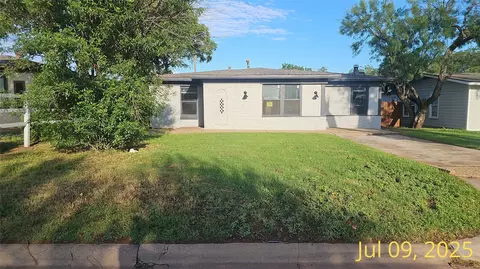 1134 S Bowie Dr S, Abilene, TX 79605