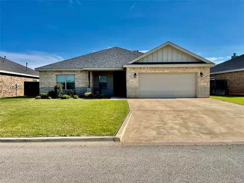 2326 Plymouth Rock Rd, Abilene, TX 79601