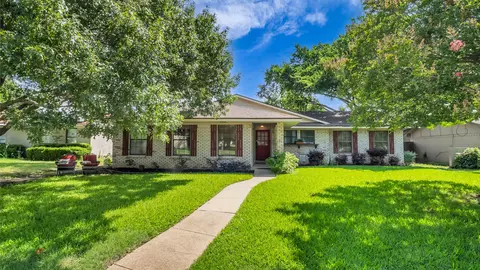 2008 Cap Rock Dr, Richardson, TX 75080