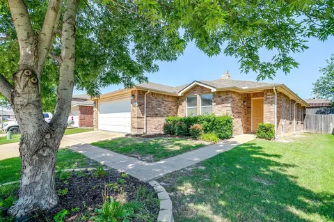 5145 Gold Basin Rd, Fort Worth, TX 76179