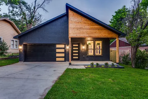 2614 Avenue G, Fort Worth, TX 76105