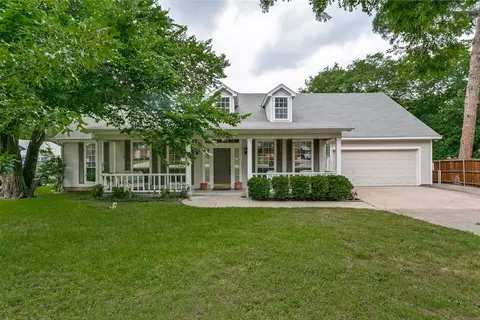 3703 High Dr, Grapevine, TX 76051