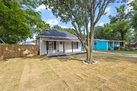 211 Church St, Collinsville, TX 76233