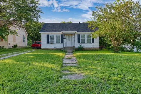 4216 Beverly Dr, Waco, TX 76711