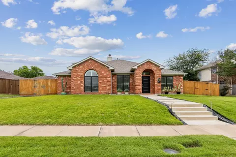 826 Ashley Pl, Mesquite, TX 75181