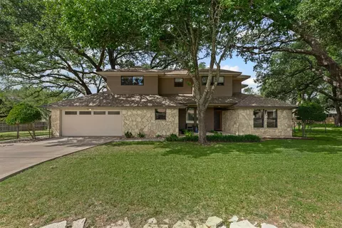 5120 Fairway Cir, Granbury, TX 76049