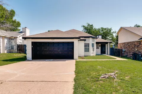 5620 Shady Springs Trl, Fort Worth, TX 76179