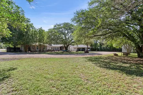 Exterior - 3227 Macarthur Dr, Waco, TX 76708 photo 11 of 14