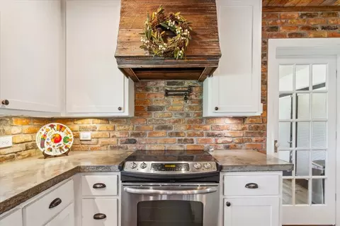 Kitchen - 3227 Macarthur Dr, Waco, TX 76708 photo 5 of 5