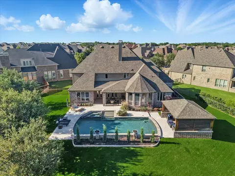 1000 Hazel Dr, Lantana, TX 76226