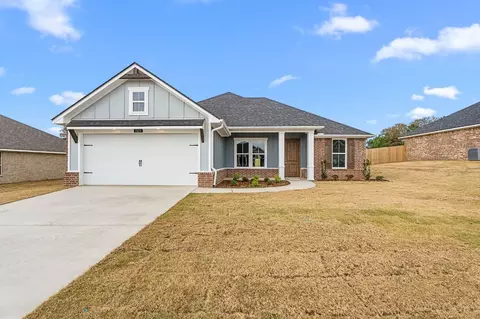 1525 Shug Ln, Lindale, TX 75771
