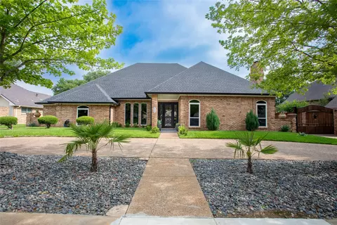 509 Farine Dr, Irving, TX 75062