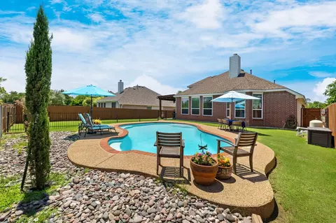 5136 Raisintree Dr, Fort Worth, TX 76244