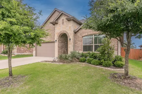 136 Wagon Mound, Waxahachie, TX 75167