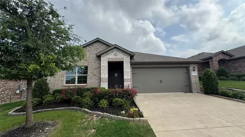 757 High Summit Trl, Fort Worth, TX 76131