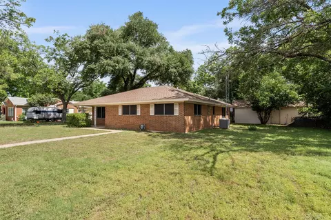 Other - 400 E 6th St, Cameron, TX 76520 photo 1 of 4