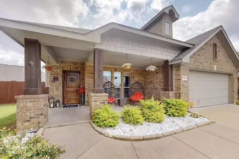 509 Highpoint Ln, Mansfield, TX 76063