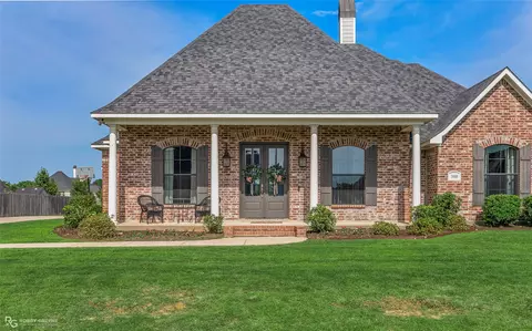 300 Donna Dr, Stonewall, LA 71078