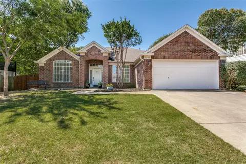 7209 Coventry Cir, North Richland Hills, TX 76182