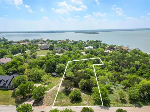 1269 Paint Brush Ct, Whitney, TX 76692