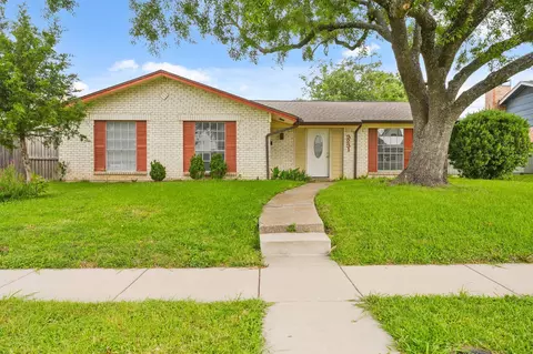 3231 Rockne Ln, Mesquite, TX 75150