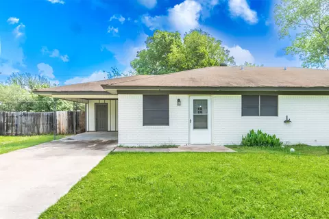 600-614 Riggins, Robinson, TX 76706
