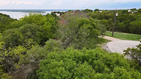 3039 Ash Ct, Whitney, TX 76692