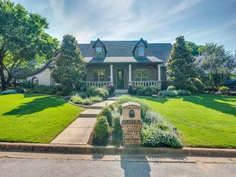 1221 Morris Dr, Keller, TX 76248