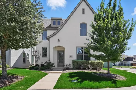 902 Kennedy Dr, Allen, TX 75013