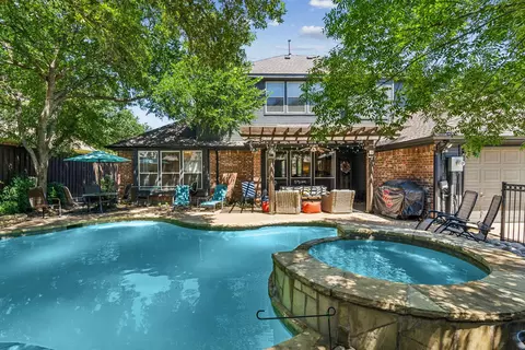 2008 Vista Dr, Lewisville, TX 75067