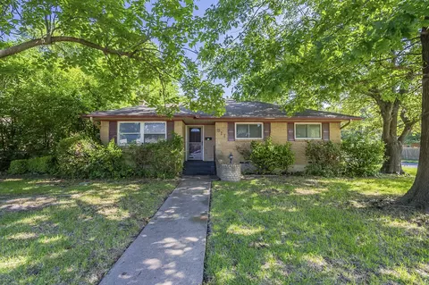 311 E Mona Ave, Duncanville, TX 75137