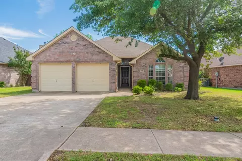 205 Larkspur Dr, Forney, TX 75126