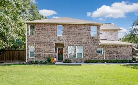 2961 Muirfield Dr, Lewisville, TX 75067