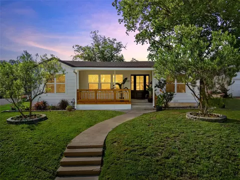 2925 Edmond Ave, Waco, TX 76707