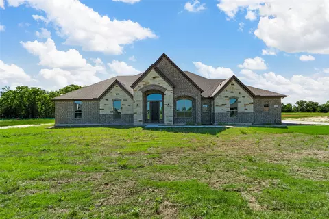 18227 Dakota Dr, Terrell, TX 75160