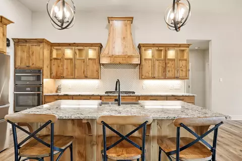 Kitchen - 182 Spring Gap Ave, Abilene, TX 79606 photo 3 of 4