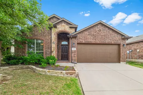 13165 Red Robin Dr, Fort Worth, TX 76244