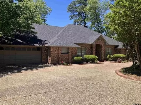 3803 Lake Forest Dr, Tyler, TX 75707