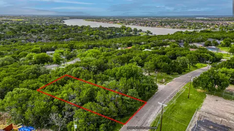 926 Scenic Dr, Granbury, TX 76048