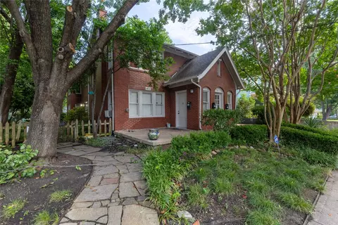 4808 Junius St, Dallas, TX 75246