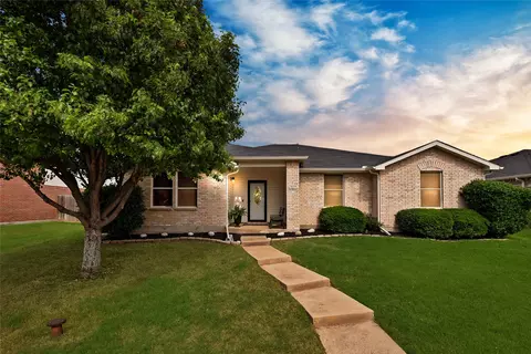 1819 Wildrose Dr, Rockwall, TX 75032