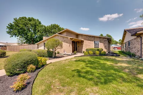 4218 Aralia St, Mesquite, TX 75150