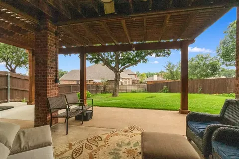Exterior - 406 Doyle Dr, Keller, TX 76248 photo 4 of 7